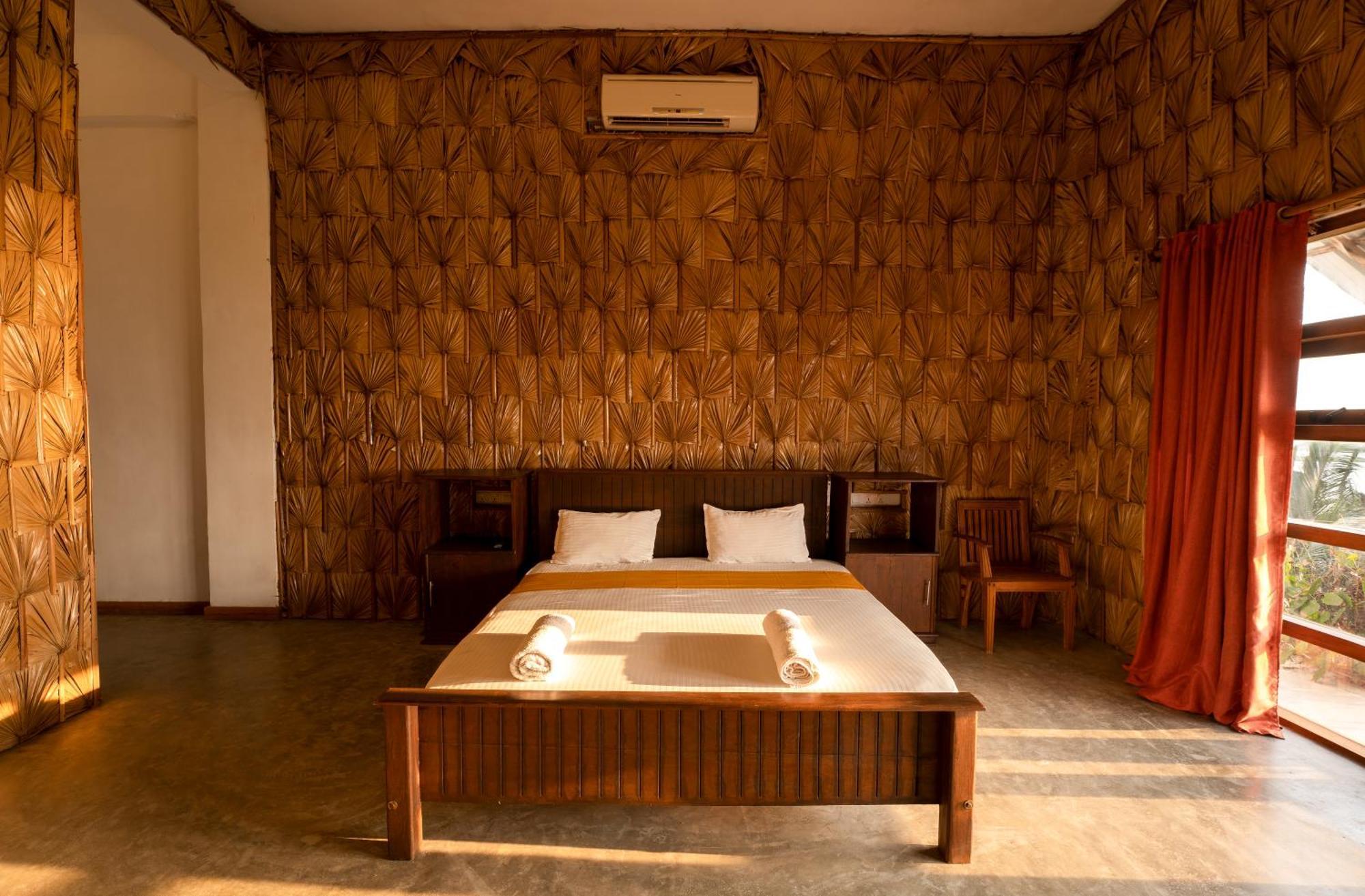 Rise & Set Arugam Bay Hotel Exterior photo