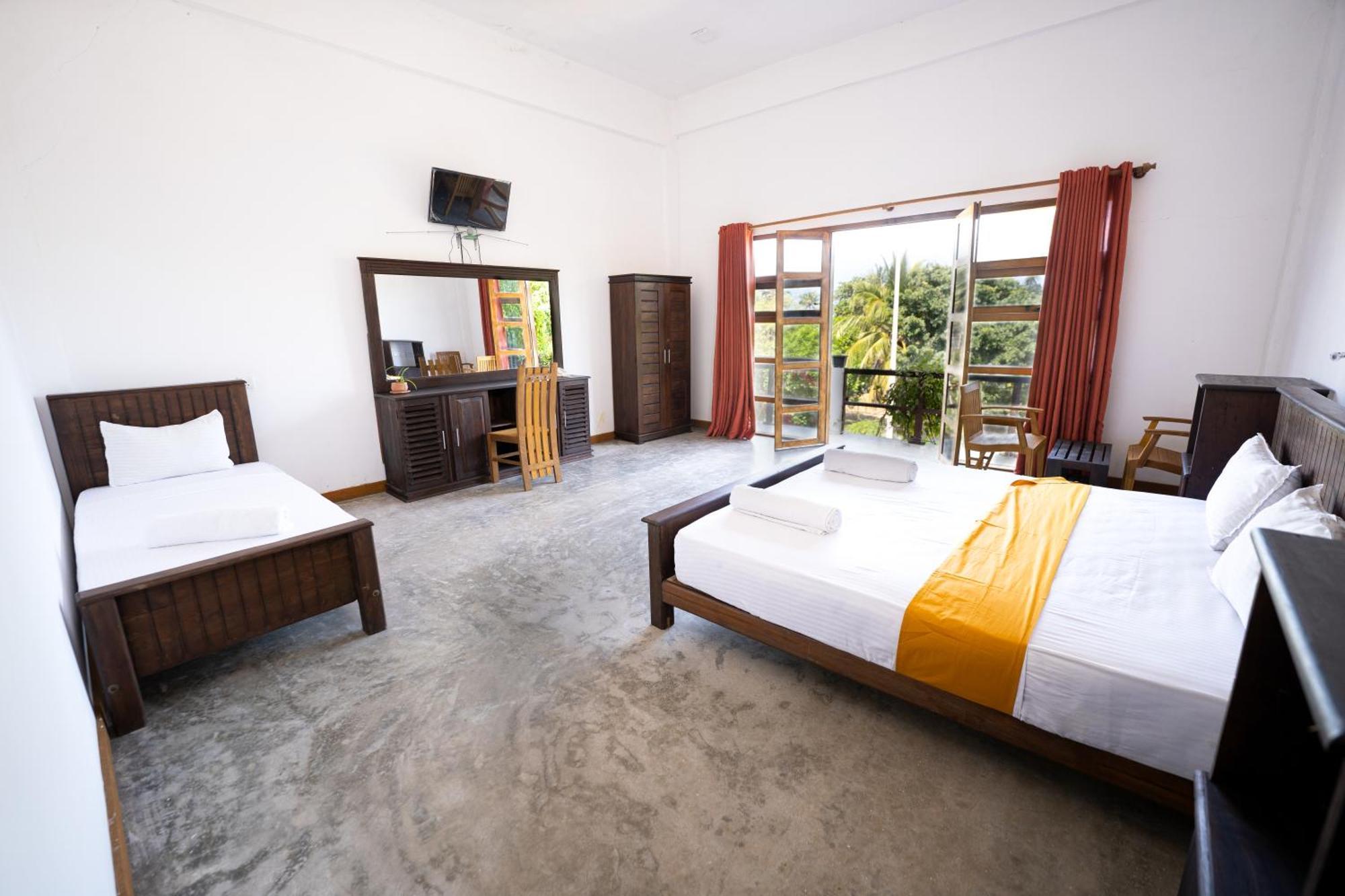Rise & Set Arugam Bay Hotel Exterior photo